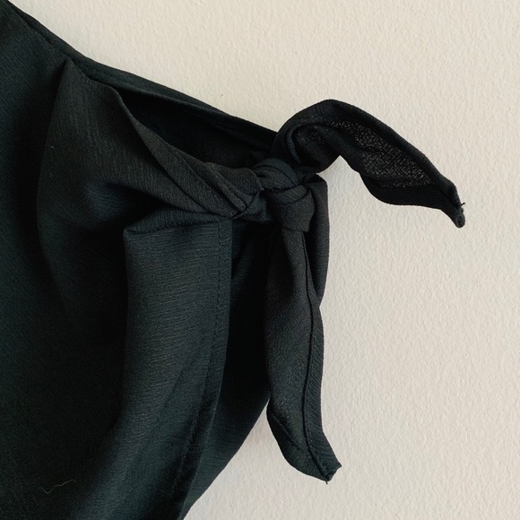 Off the shoulder top - Picture 2 of 3